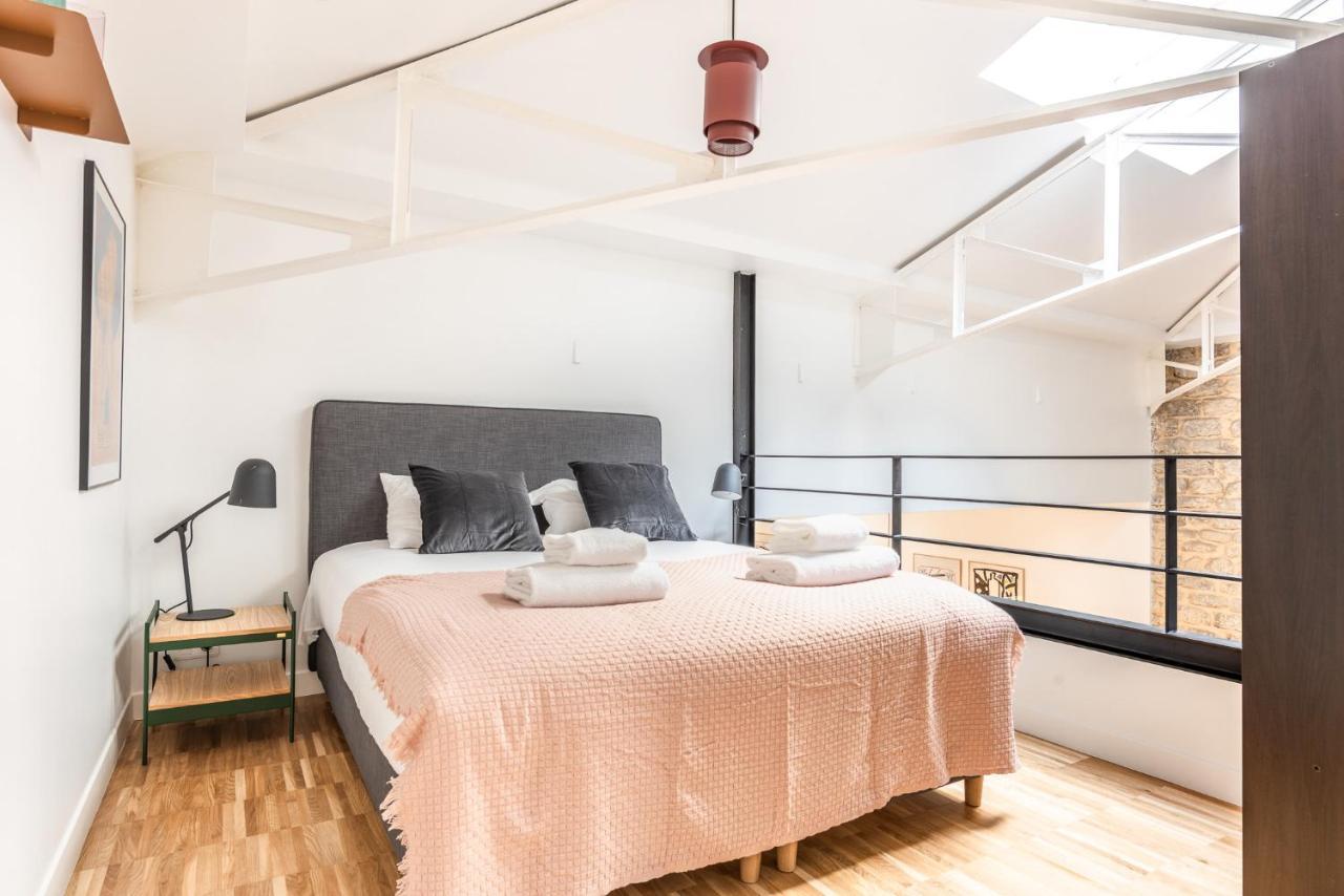 Fantastic Architect Loft For 10 Guests Near Metro * Parijs